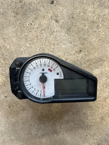 Suzuki gsxr600 k3 - suzuki, k1