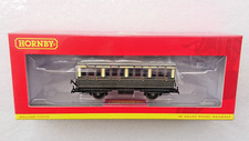 Hornby R40111 GWR 4 Wheel 1st