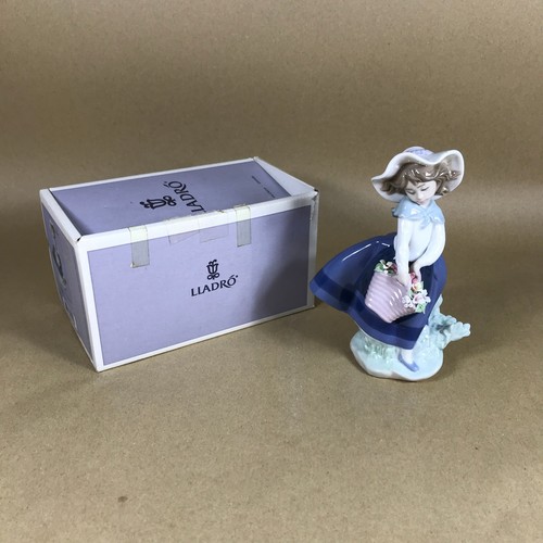 Lladro pretty pickings 5222 - lladro,