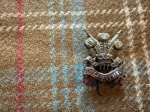 Vintage british army cap badge - vintage,