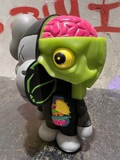 Baby Milo x Kaws Dissected  Vinyl Figure BAPE Bearbrick 100% 1000% ART PAINTING