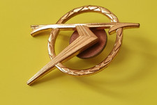 Vintage gilt metal polish air gunner badge screw back marked Mennica Panstwowa