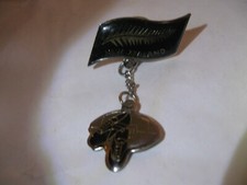 RARE OLD NEW ZEALAND RUGBY FOOTBALL UNION (2) METAL PRESS PIN BADGE