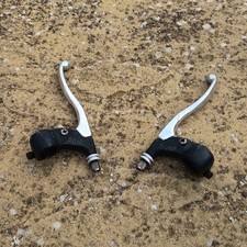 Pair vintage bicycle lee - of,