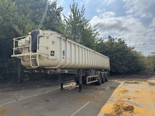Fruehauf tipper trailer - tipper,