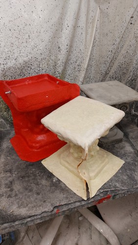 Latex and fibreglass back - latex,