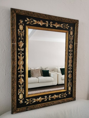 Ornate rectangular wall - ornate,