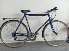 VINTAGE TRIUMPH TEAM LEADER
