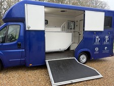 3.5 t  Horse Box built by AM horseboxs 2016 Peugeot boxer