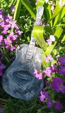 handmade 9"cement guitar