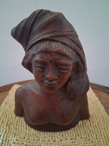 Hand carved woman - woman, head