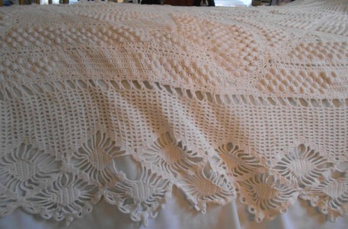 White hand crochet - white,