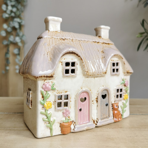 Double thatched cottage house - double,