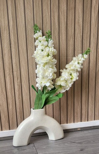 Large cream archive vase - large,