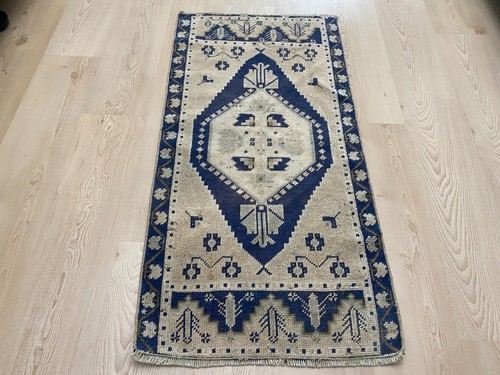 Vintage turkish small - small, rug
