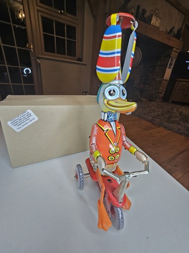 Rare vintage tinplate western - rare,