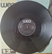 Steve Allen Love Is In The Air