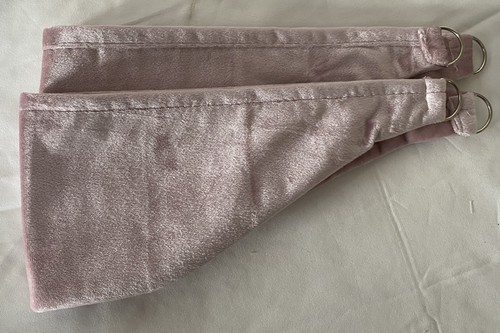 Pair crushed velvet - of,