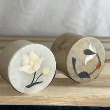 2 Vintage Round Marble