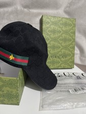 Gucci GG Supreme Bee-Print