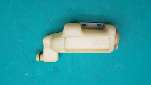 Jaguar xj40 washer water - washer,