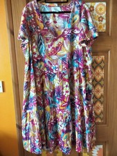 Ladies Size 18 Multicoloured