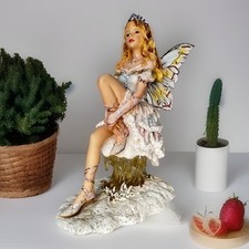 Christine Haworth Ice Diamond Fairy Figurine 14cm Leonardo Crisalis Collection
