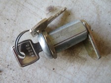 CLASSIC CAR  VAN DOOR LOCK WITH KEYS N.O.S