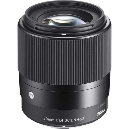 Sigma 30mm dc - dc, dn