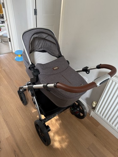Silver cross wave tandem pram - cross,