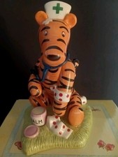 ROYAL DOULTON WINNIE THE POOH
