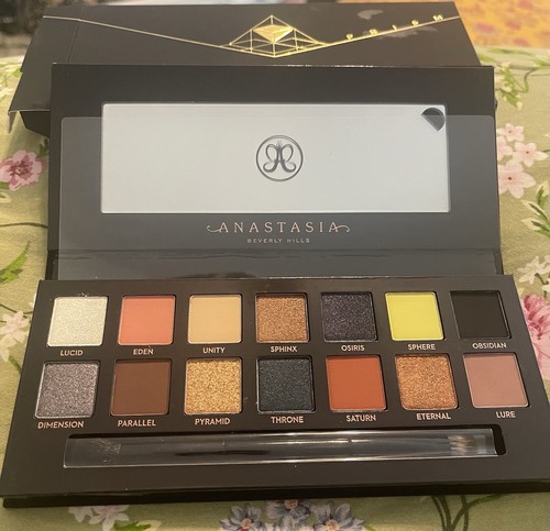 Anastasia beverly hills prism - hills,