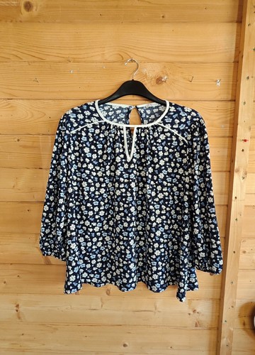 Ladies long sleeve floral - long,