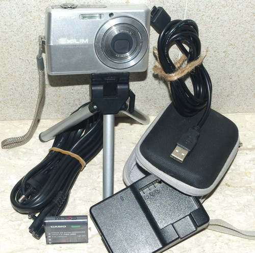 Casio exilim z700 - ex-z700, digital