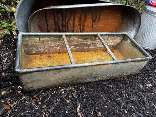 Galvanised trough long - 4’,