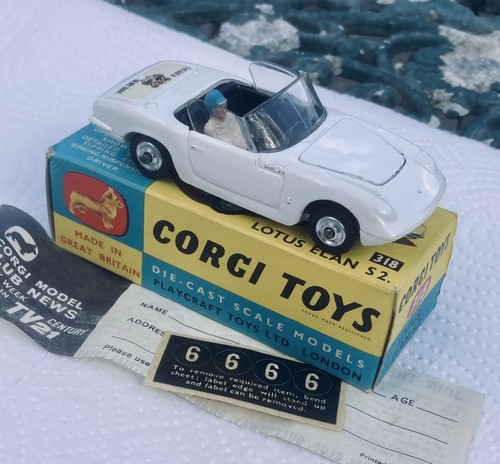 Rare white version corgi - rare,