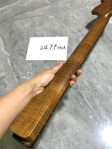 Custom inch short - 24.75,
