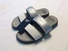 Women's size 11 Reebok Sprint