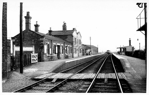 1960 heckington train station - 1960,