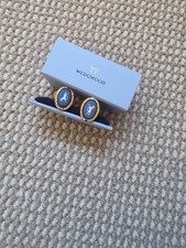 Wedgwood white and blue tone