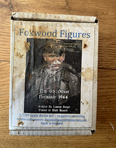 Discontinued foxwood figures - discontinued,