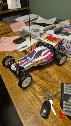 Tamiya super astute radio - tamiya,