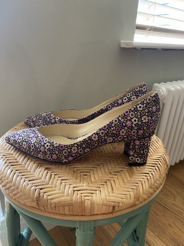 Sarah flint orla stunning - flint, l’orla