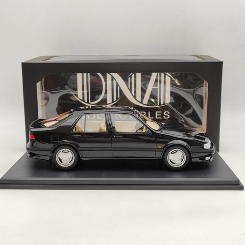 Dna collectibles saab - 1/18,