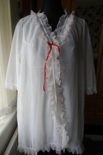 Vtg st micheal Peignoir Set