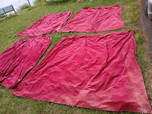 Pairs very large vintage red - 2,