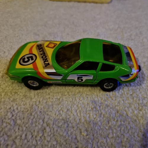 Corgi toys ferrari - corgi,