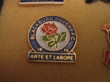 RARE OLD BLACKBURN ROVERS FOOTBALL CLUB (4) METAL PRESS PIN BADGE
