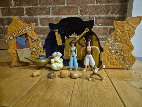 Disneys aladdin cave - aladdin, of