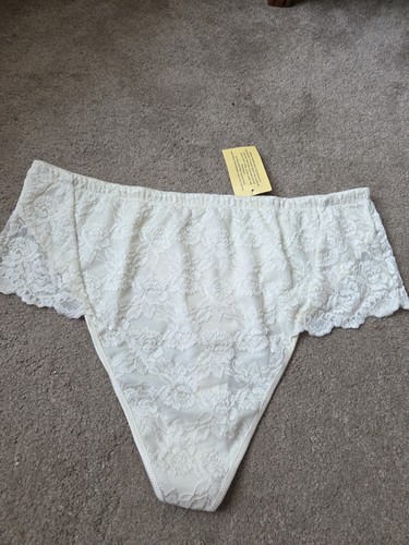 Shapely figures ivory - shapely, wedding